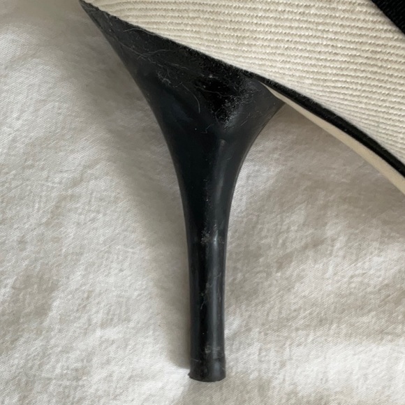 Vintage Chanel Heels (authentic) - Picture 7 of 12